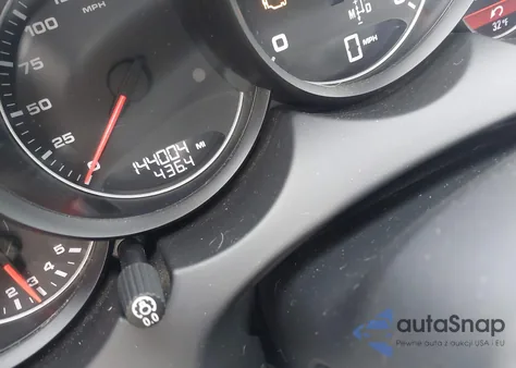 2013 Porsche Cayenne Diesel z USA, uszkodzony, nr VIN WP1AF2A23DLA40994